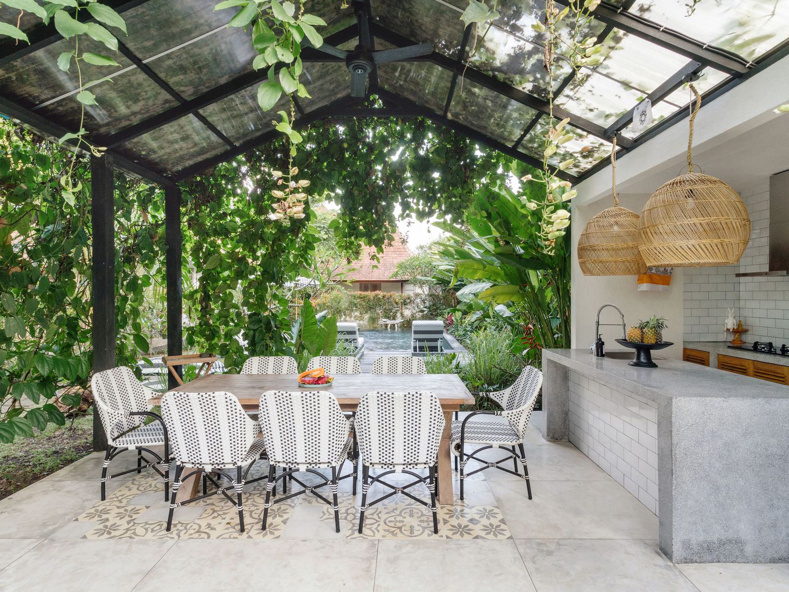 Outdoor Dining Area Ideas for Your Fairfax County Backyard | Foley